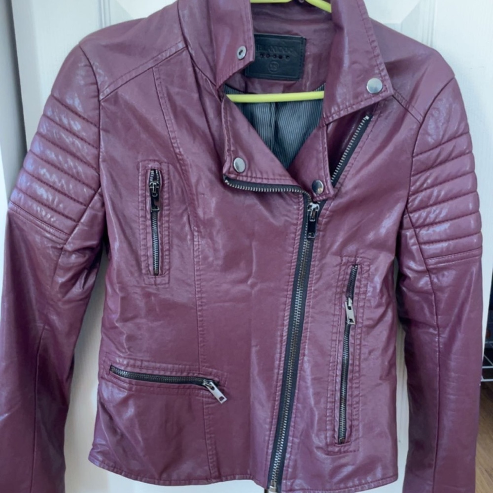 Blank NYC Burgundy / Maroon Women’s Faux Leather Moto Jacket | Size XS